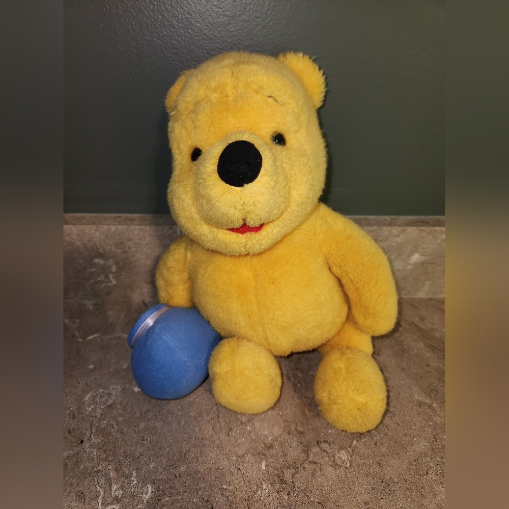Mattel 1994 Winnie-the-Pooh‎ Plush Vintage